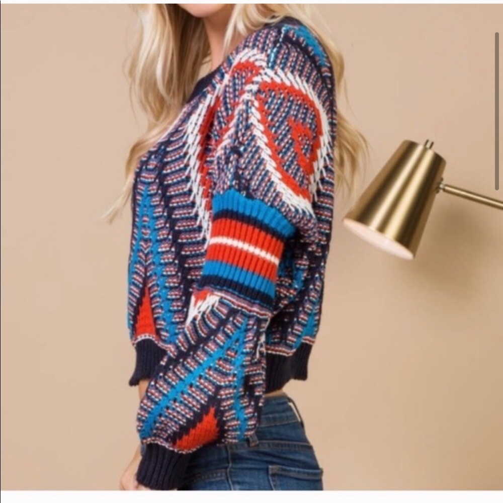 Tribal Geometric Print Sweater Top - Picture 3 of 8